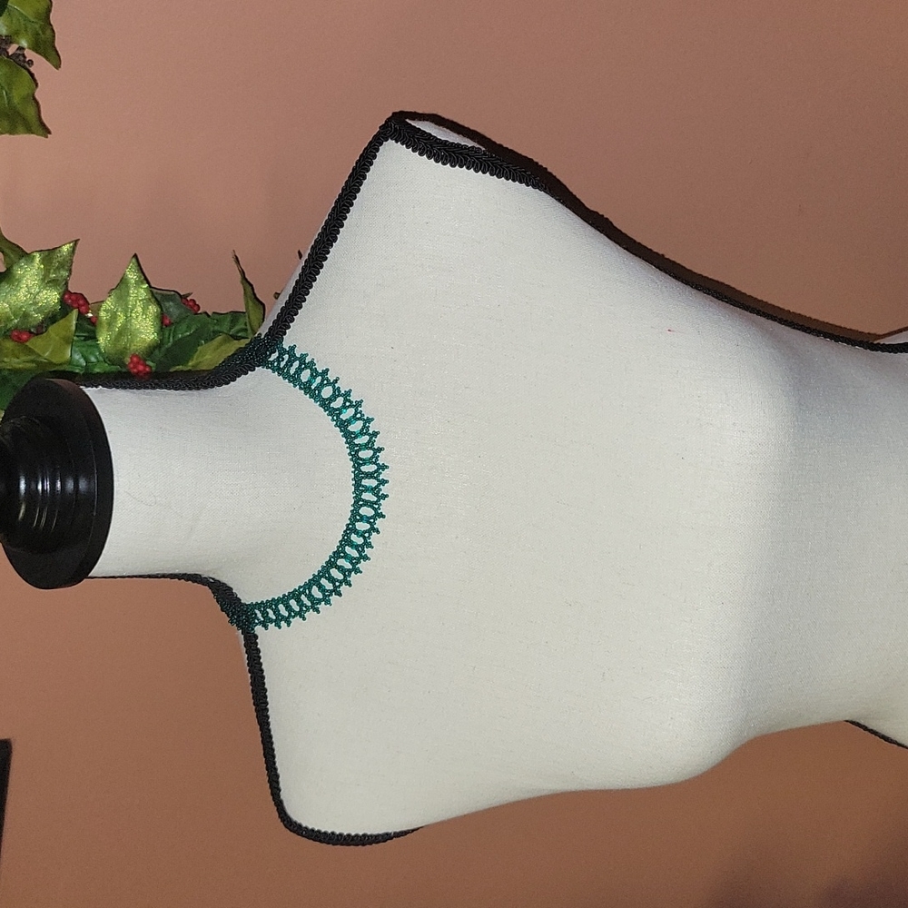 Ukrainian Beaded necklace green, handmade